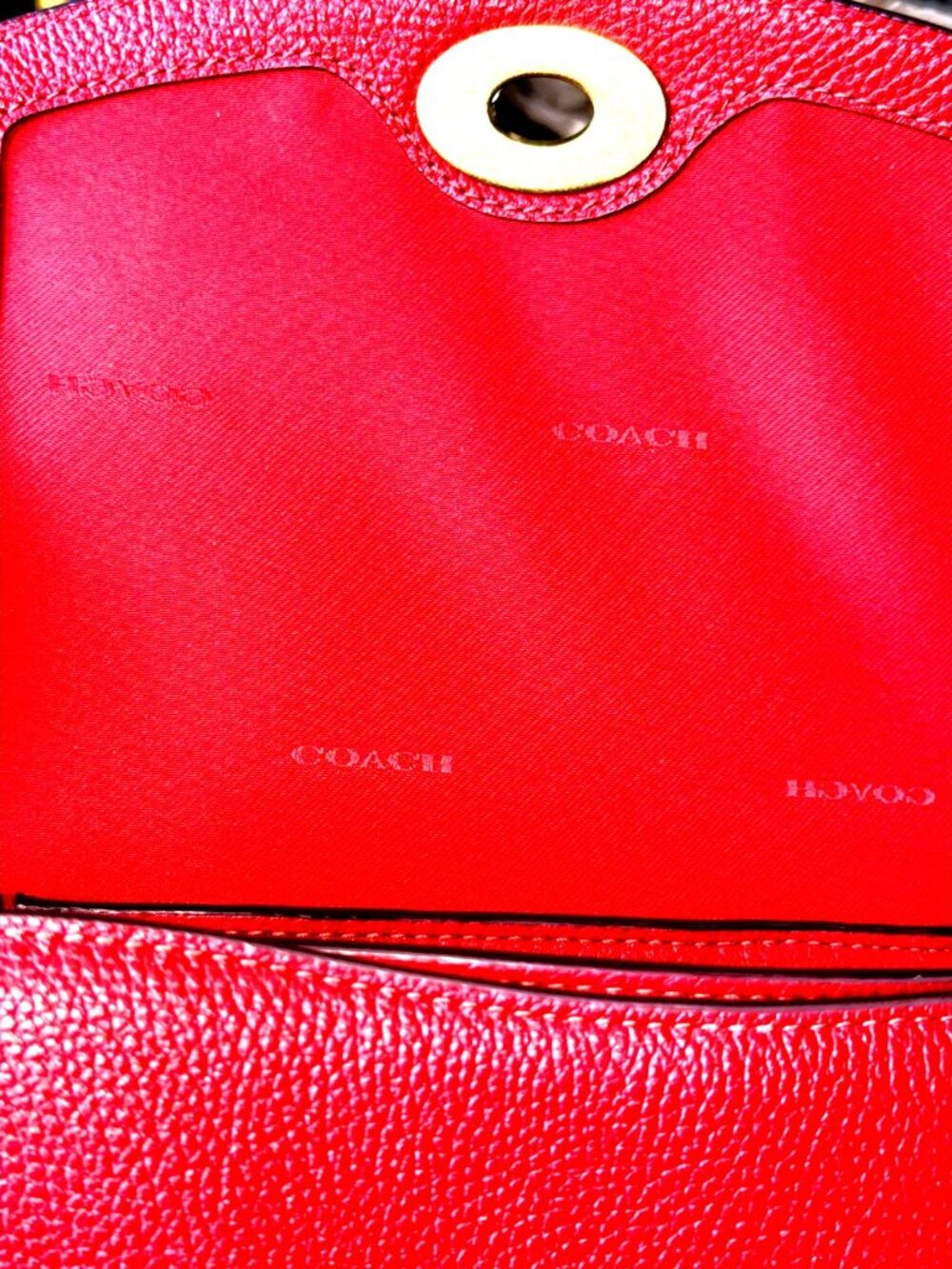 Coach "Cassie" 19 Red pebbled Bag with detachable handles & Strap. - Picture 6 of 13